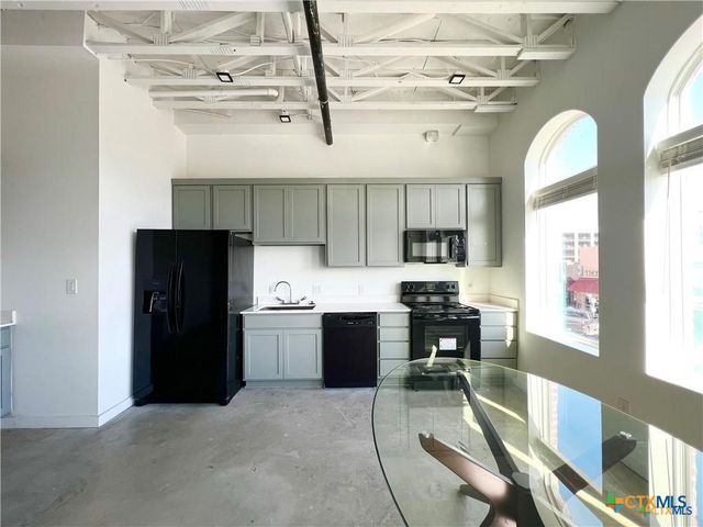 301 N LBJ Drive 203, San Marcos, TX 78666