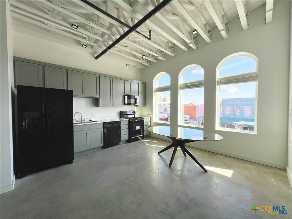 301 N LBJ Drive 203, San Marcos, TX 78666