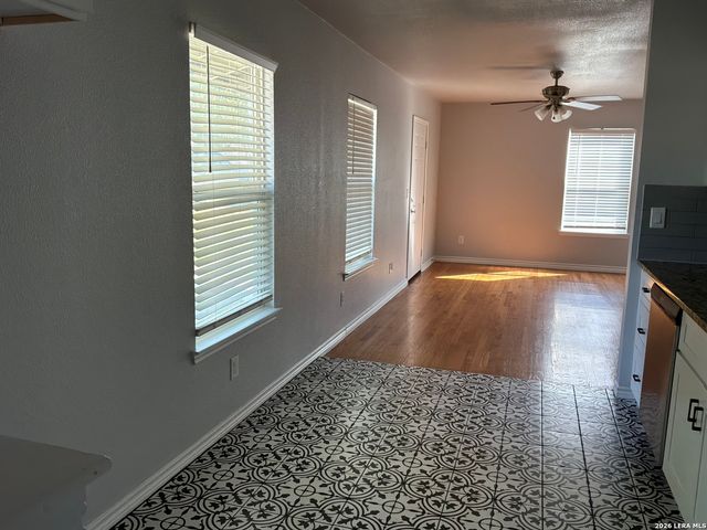 760 LINDA LOU DR, San Antonio, TX 78223