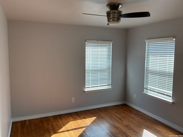 760 LINDA LOU DR, San Antonio, TX 78223