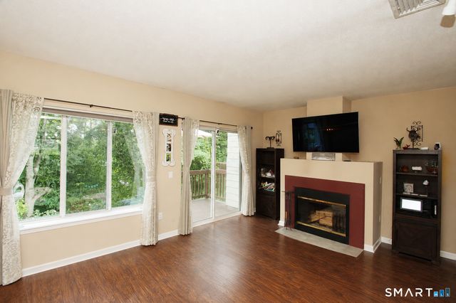 166 Old Brookfield Road 34-7, Danbury, CT 06811