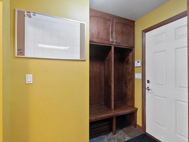 2690 PRAIRIE GARDEN TRAIL, Green Bay, WI 54313