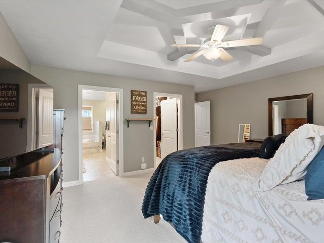 2690 PRAIRIE GARDEN TRAIL, Green Bay, WI 54313