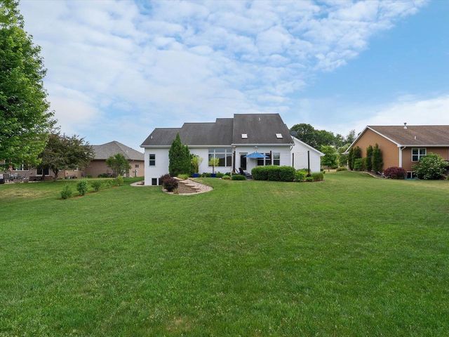 2690 PRAIRIE GARDEN TRAIL, Green Bay, WI 54313