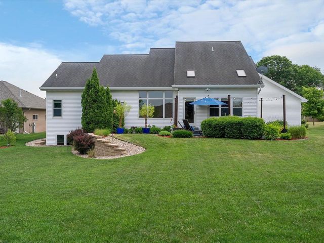 2690 PRAIRIE GARDEN TRAIL, Green Bay, WI 54313