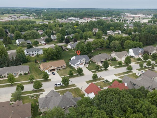 2690 PRAIRIE GARDEN TRAIL, Green Bay, WI 54313