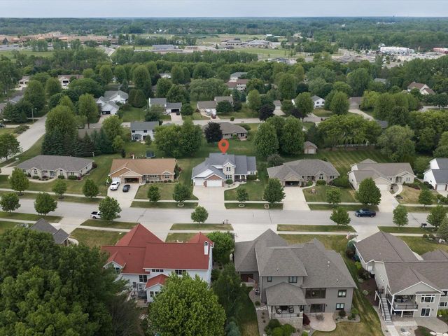2690 PRAIRIE GARDEN TRAIL, Green Bay, WI 54313