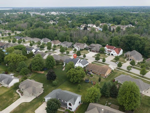 2690 PRAIRIE GARDEN TRAIL, Green Bay, WI 54313