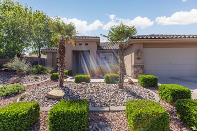 488 E 1525 S, Washington, UT 84780