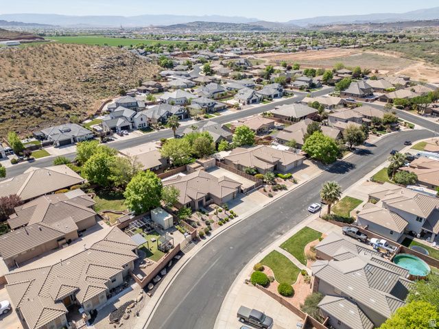 488 E 1525 S, Washington, UT 84780