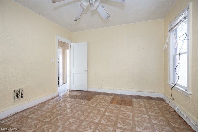 17200 Endora Road, Cleveland, OH 44112