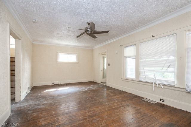 17200 Endora Road, Cleveland, OH 44112