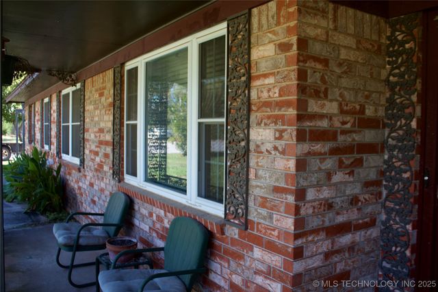 348 W Maple Lane, Atoka, OK 74525