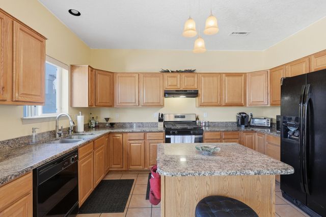 1267 Mirador Loop NE, Rio Rancho, NM 87144