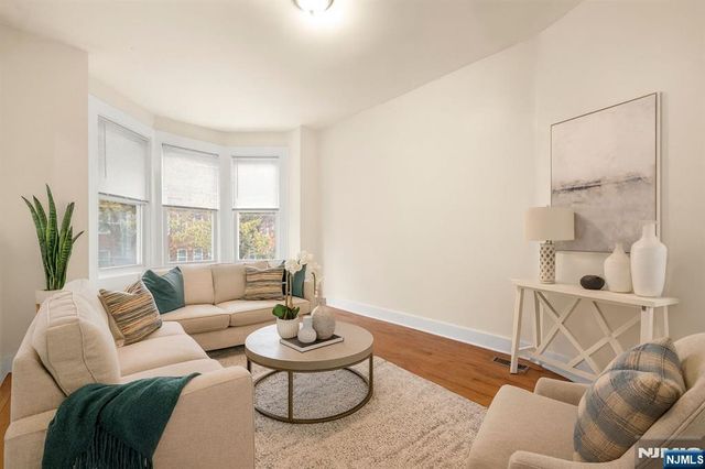 108 13th Street, Newark, NJ 07107