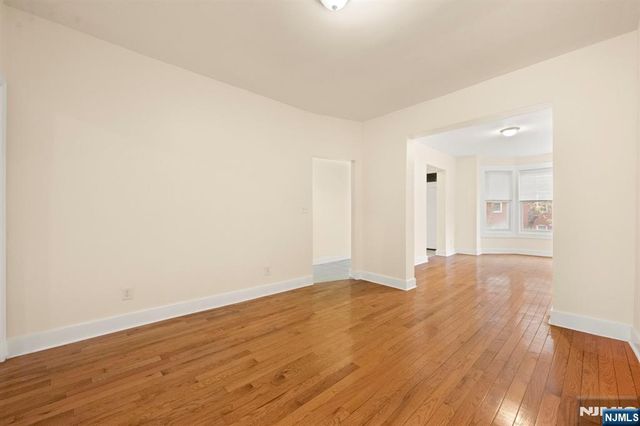 108 13th Street, Newark, NJ 07107