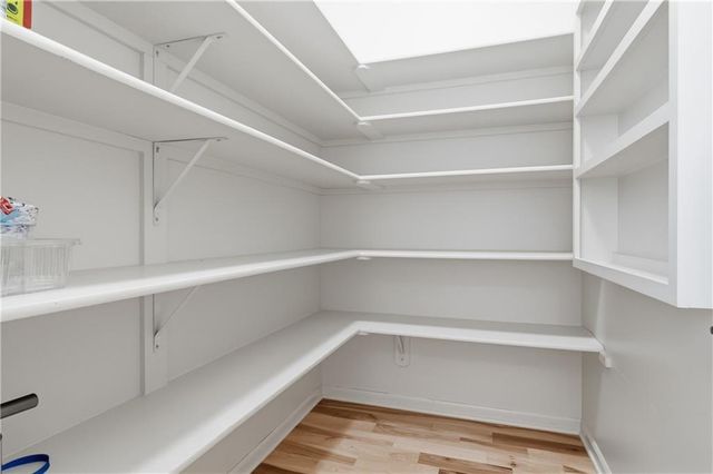 10305 W 170th Place, Overland Park, KS 66221