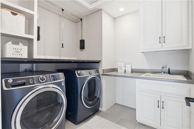 10305 W 170th Place, Overland Park, KS 66221