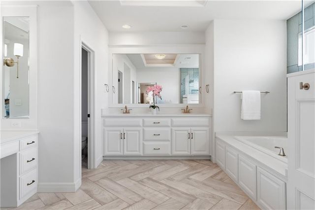 10305 W 170th Place, Overland Park, KS 66221