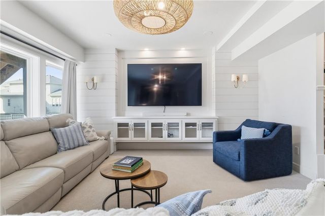 10305 W 170th Place, Overland Park, KS 66221