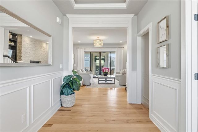 10305 W 170th Place, Overland Park, KS 66221