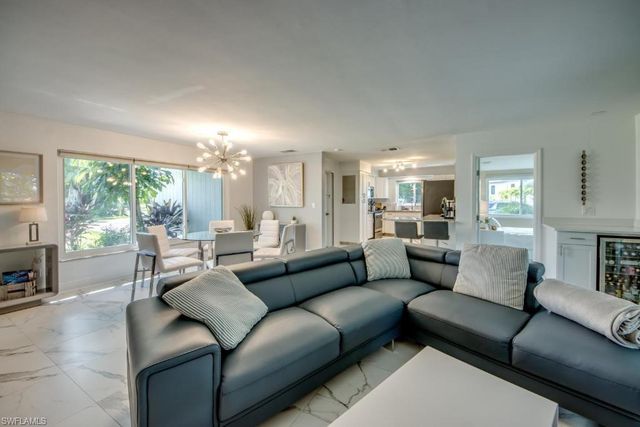 1236 El Dorado PKWY E, Cape Coral, FL 33904