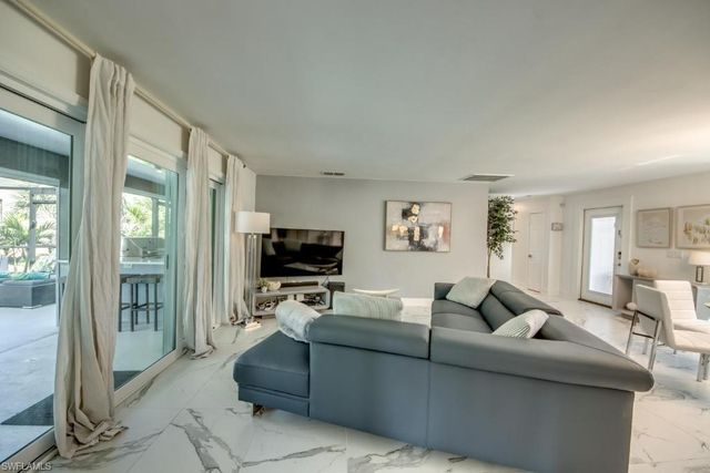 1236 El Dorado PKWY E, Cape Coral, FL 33904