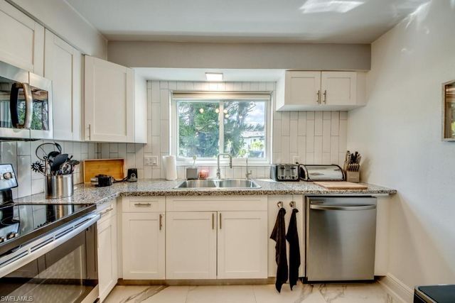 1236 El Dorado PKWY E, Cape Coral, FL 33904