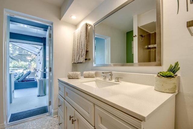 1236 El Dorado PKWY E, Cape Coral, FL 33904