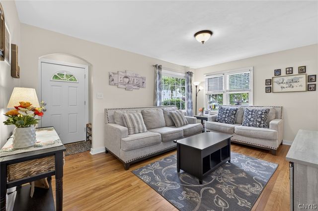 419 Fergerson Avenue, Clay, NY 13212