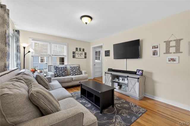 419 Fergerson Avenue, Clay, NY 13212