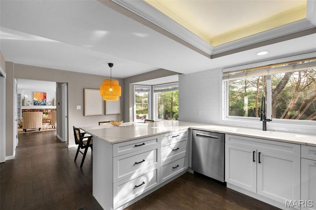 156 Highgrove Court, Chesterfield, MO 63005