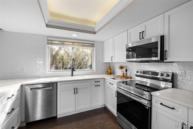 156 Highgrove Court, Chesterfield, MO 63005