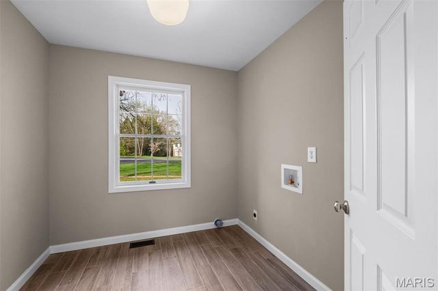 156 Highgrove Court, Chesterfield, MO 63005