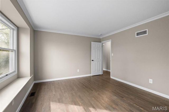 156 Highgrove Court, Chesterfield, MO 63005