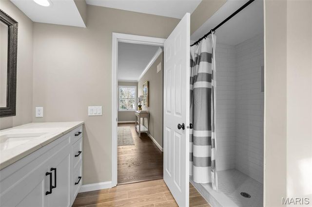 156 Highgrove Court, Chesterfield, MO 63005