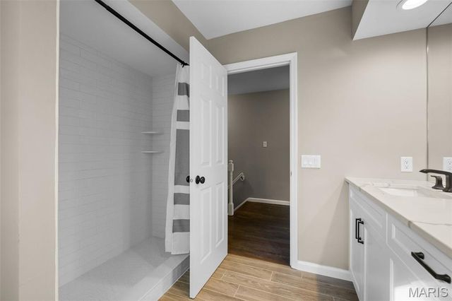 156 Highgrove Court, Chesterfield, MO 63005