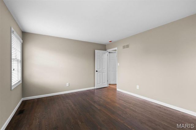 156 Highgrove Court, Chesterfield, MO 63005