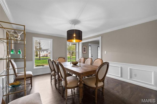 156 Highgrove Court, Chesterfield, MO 63005