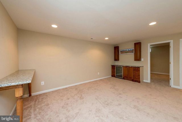 8913 YELLOWLEG CT, Gainesville, VA 20155