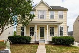 8913 YELLOWLEG CT, Gainesville, VA 20155