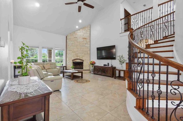 323 Woodbrook TRL, Buda, TX 78610