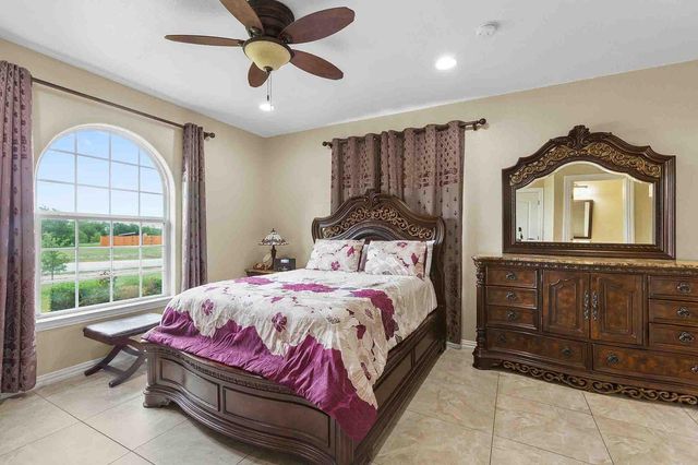 323 Woodbrook TRL, Buda, TX 78610