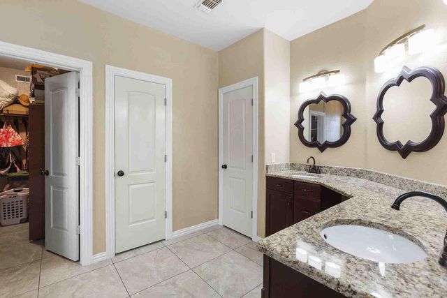 323 Woodbrook TRL, Buda, TX 78610