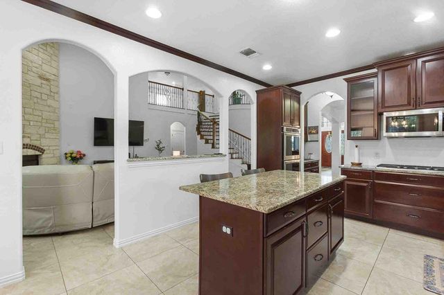323 Woodbrook TRL, Buda, TX 78610