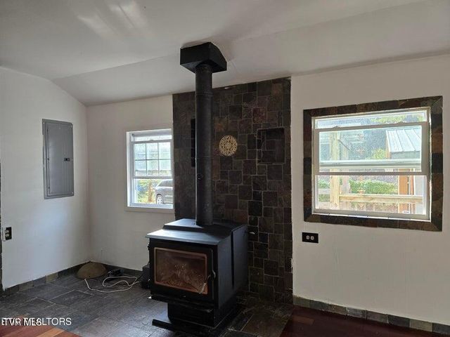 197 Wolfe Road, Sneedville, TN 37869