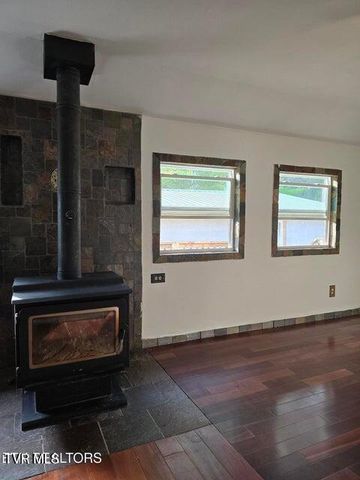 197 Wolfe Road, Sneedville, TN 37869