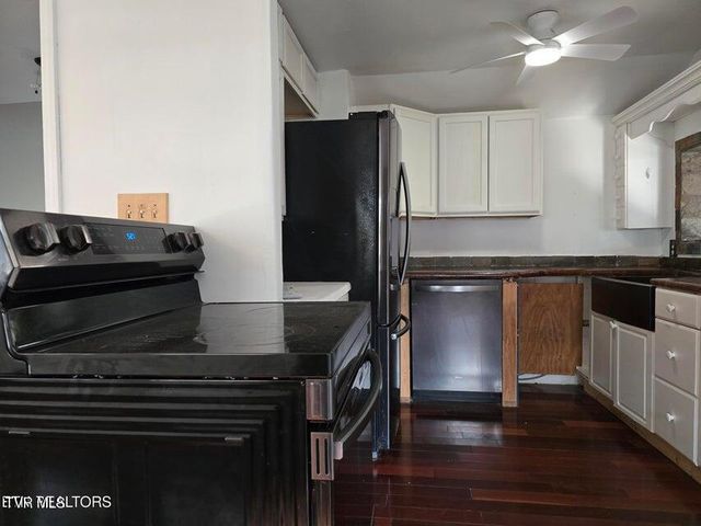 197 Wolfe Road, Sneedville, TN 37869