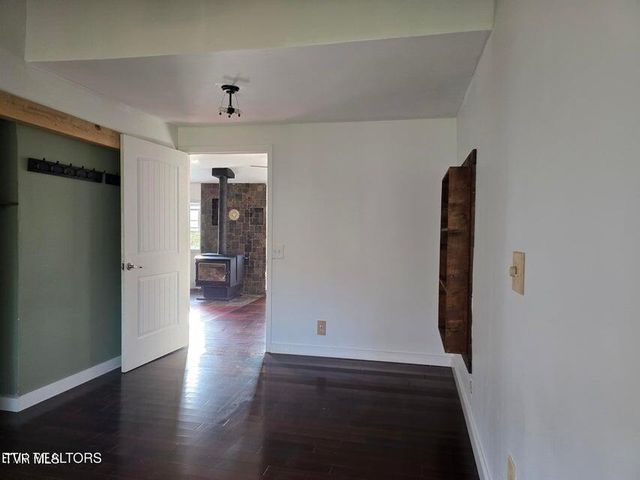 197 Wolfe Road, Sneedville, TN 37869