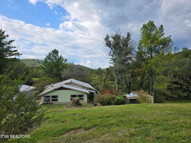 197 Wolfe Road, Sneedville, TN 37869